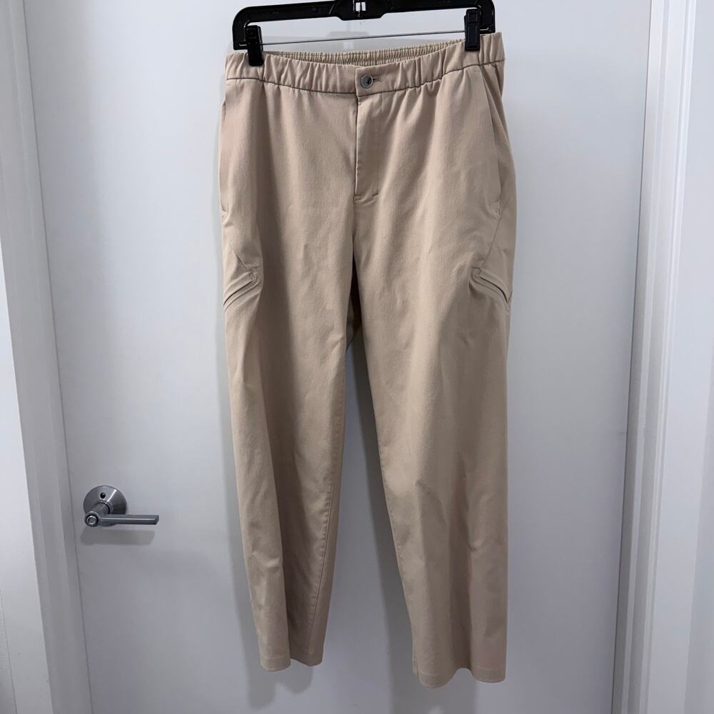 Lululemon Men Beige Stretch Woven Tapered Performance Pants